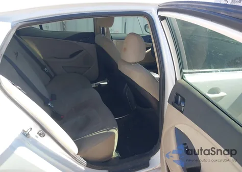 2011 Kia Optima Lx from USA, damaged, VIN KNAGM4A76B5057151